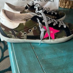 Camo golden goose - like new